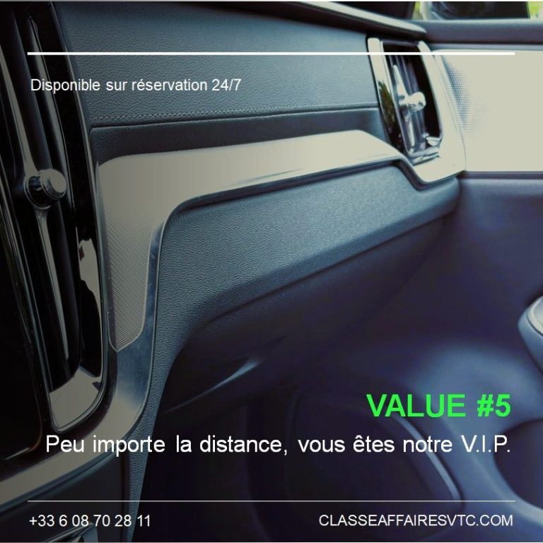 Volvo V60 Classe-Affaires VTC Haute-Savoie Détails modernes d'une voiture, avec un message valorisant le service client.