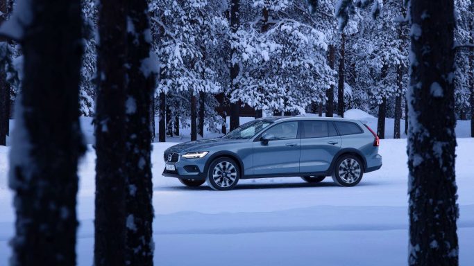 Volvo V60 Cross-Country  - Classe-Affaires VTC - Haute-Savoie