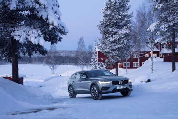 Volvo V60 Cross-Country  - Classe-Affaires VTC - Haute-Savoie