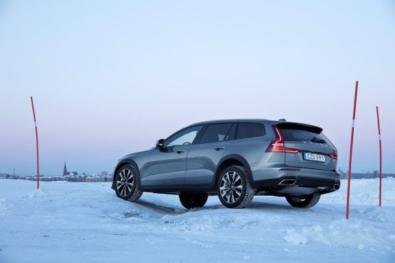 Volvo V60 Cross-Country  - Classe-Affaires VTC - Haute-Savoie