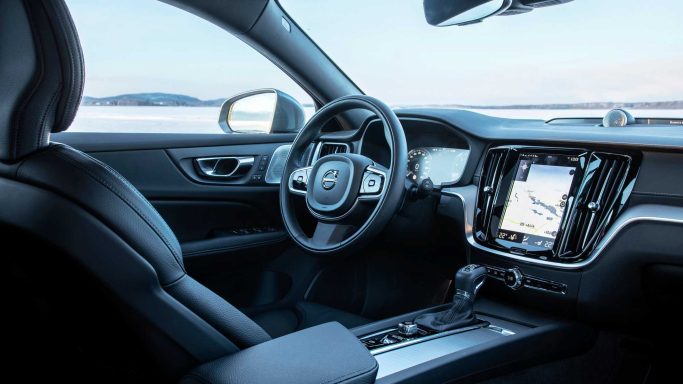 Volvo V60 Cross-Country  - Classe-Affaires VTC - Haute-Savoie
